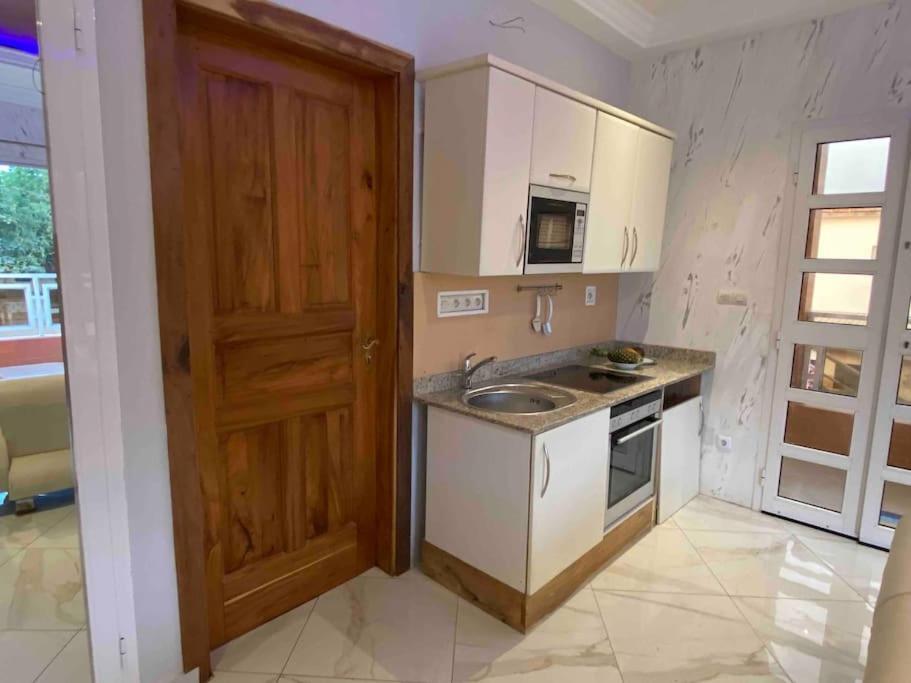 Appartement Altona Lomé Esterno foto